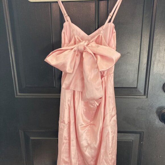 Pink dress - Picture 2 of 2